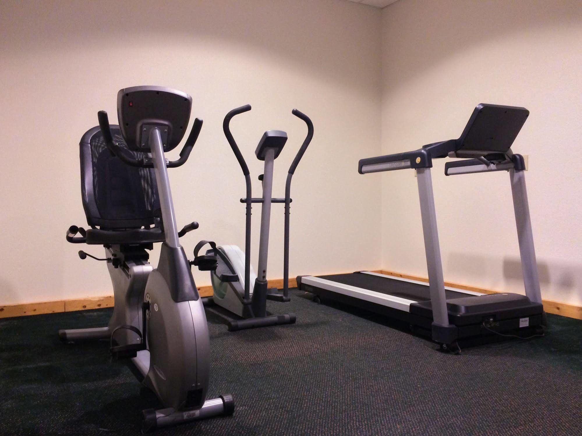 White Oak Inn And Suites Deer River 외부 사진